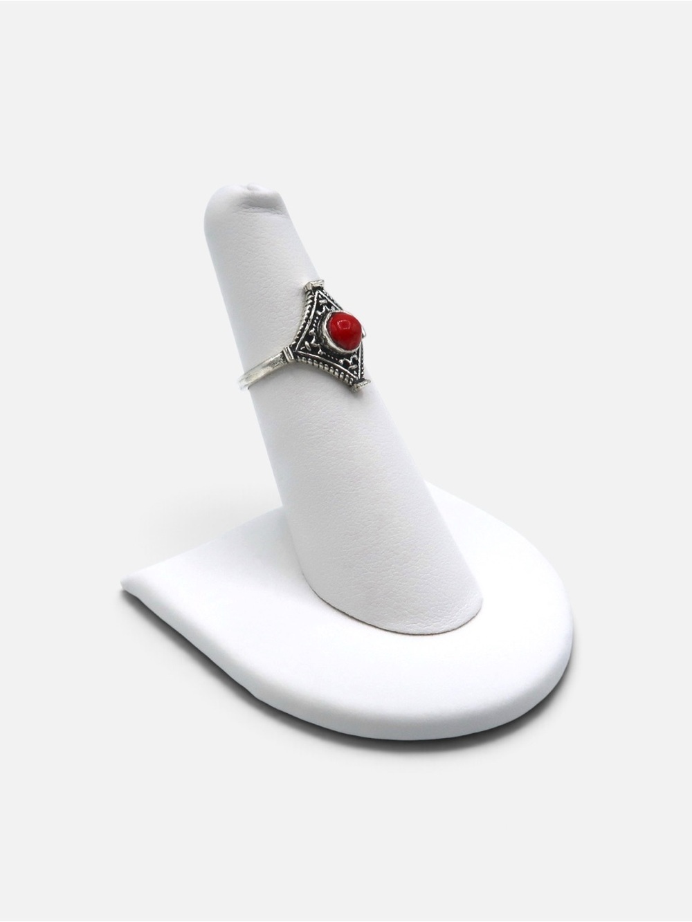 VINTAGE RED CORAL RING - Picture 4 of 4